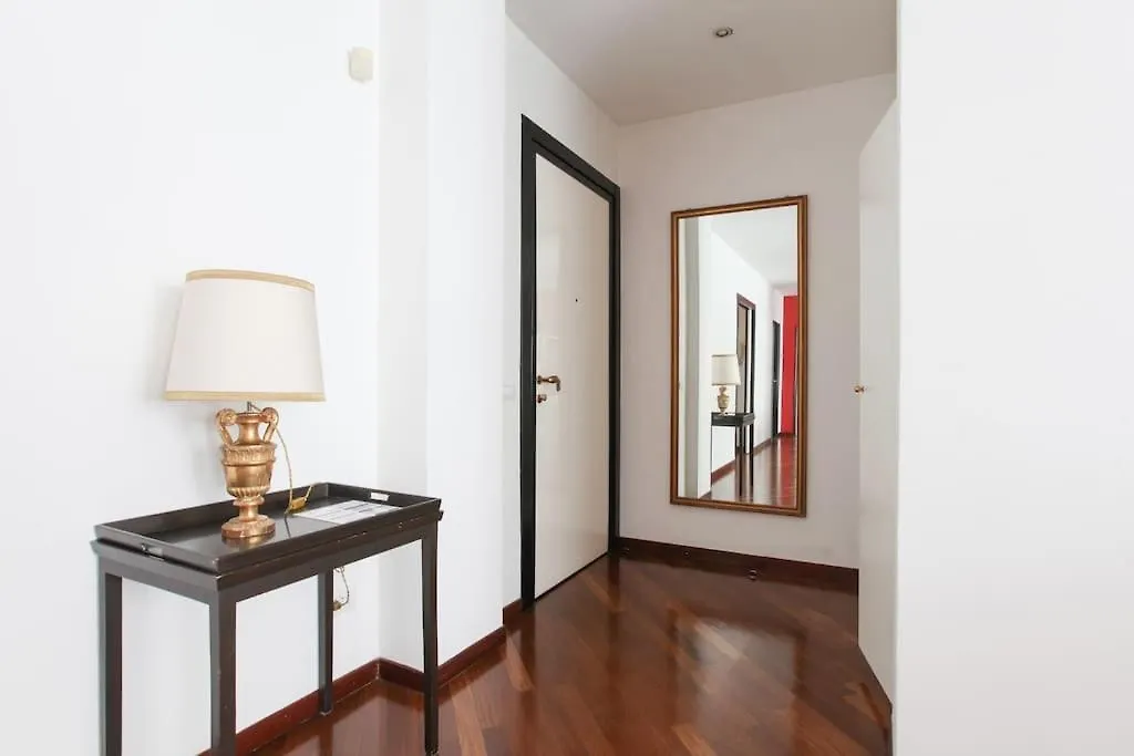 Hacca Collection - Porta Venezia 3Br Apartment Milan
