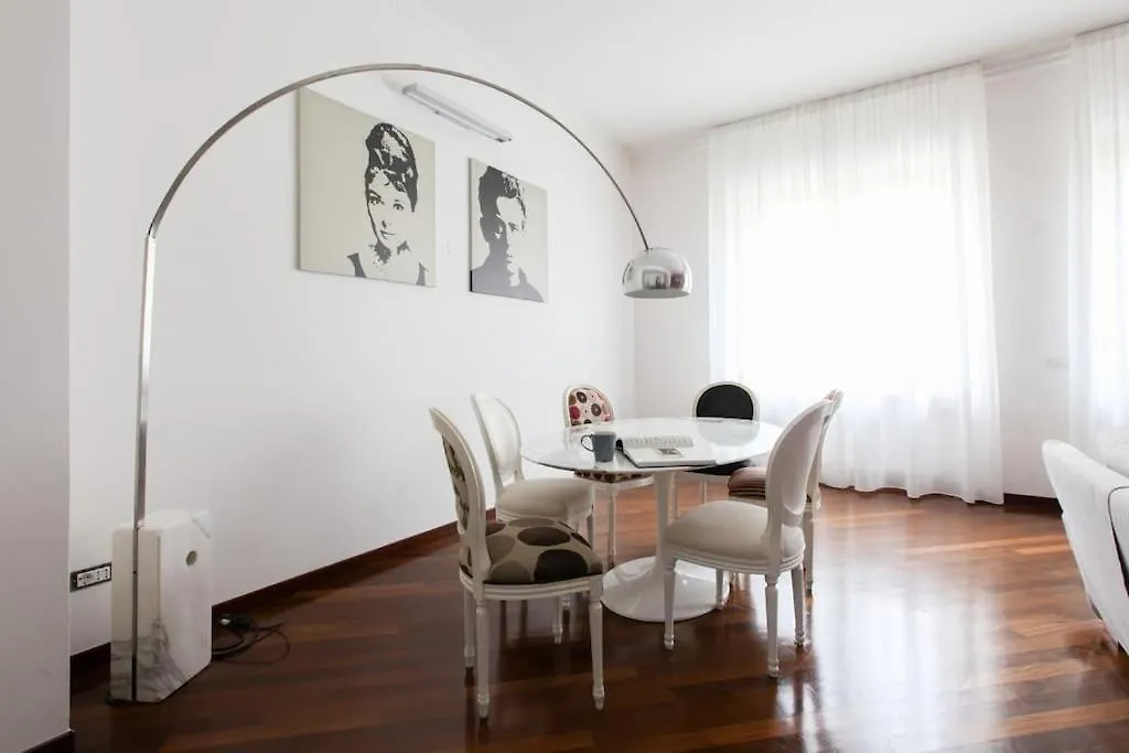 شقة Hacca Collection - Porta Venezia 3Br ميلان إيطاليا